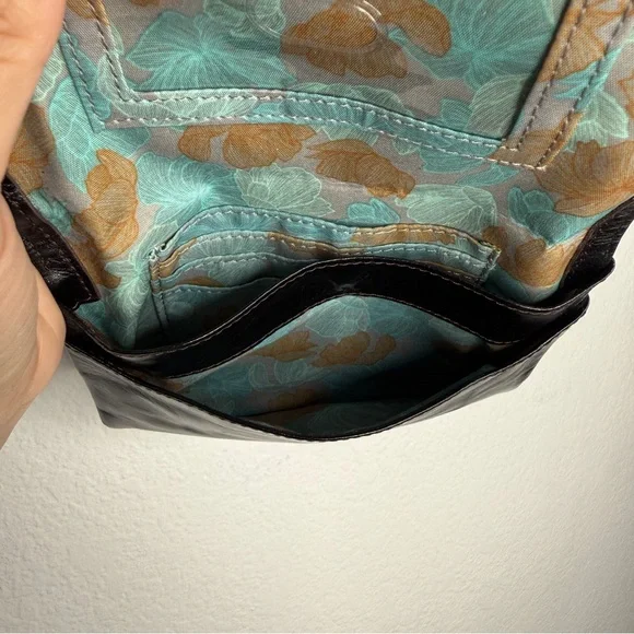 Hobo Bag Glade Crossbody Black Leather Adjustable Strap Multi Pocket - Picture 11 of 16